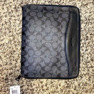 Brand new coach tech case F64562